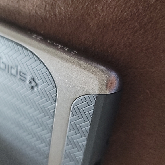 Samsung Note 10 Plus Spigen Case - Picture 4 of 5